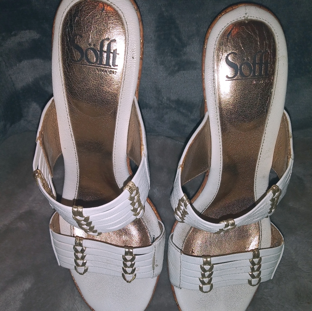 White heeled slide sandals with cork heel
